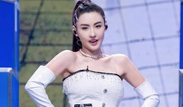 明星黑料大曝光,明星黑料大揭秘，真相背后令人震惊-第2张图片-草莓福利影院