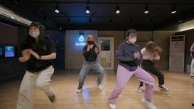 成人剧目街舞视频,揭秘成人街舞剧目的魅力与技巧-第3张图片-草莓福利影院