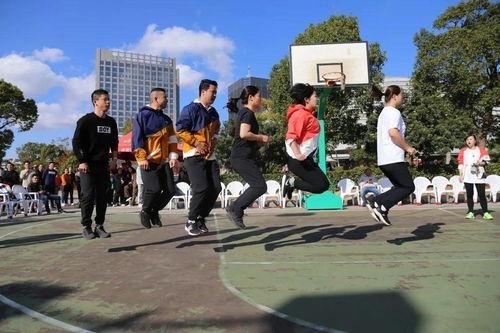 成人国际跳绳比赛视频,激情四溢的成人竞技瞬间-第2张图片-草莓福利影院