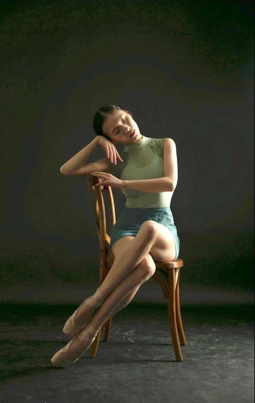 日本韩国成人芭蕾视频,揭秘日本韩国成人芭蕾的独特魅力-第1张图片-草莓福利影院