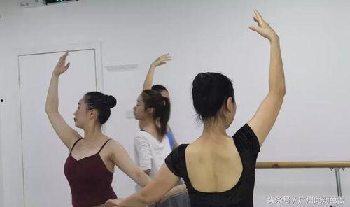 日本韩国成人芭蕾视频,揭秘日本韩国成人芭蕾的独特魅力-第2张图片-草莓福利影院