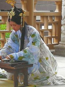 古代女人成人礼视频,穿越时空的青春蜕变-第1张图片-草莓福利影院