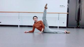 成人舞蹈挺胸图片高清视频,成人挺胸技巧展示-第1张图片-草莓福利影院