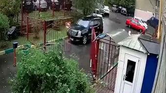 绿道成人撞小孩视频真实,成人撞伤小孩，引发社会关注与反思-第3张图片-草莓视频分享平台