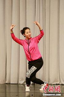 韵律操成人塑型视频,跟随成人塑型视频打造完美身材-第1张图片-草莓视频分享平台