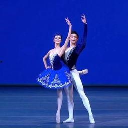 青州舞者成人舞蹈视频,韵律与灵魂的交织-第3张图片-草莓视频分享平台